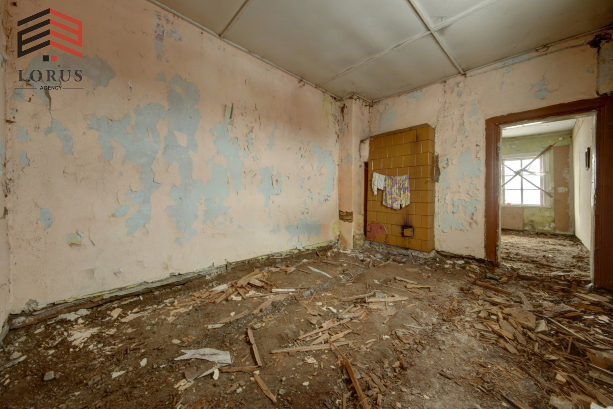 Image 29 of 42