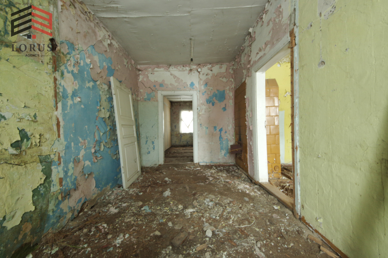 Image 39 of 42