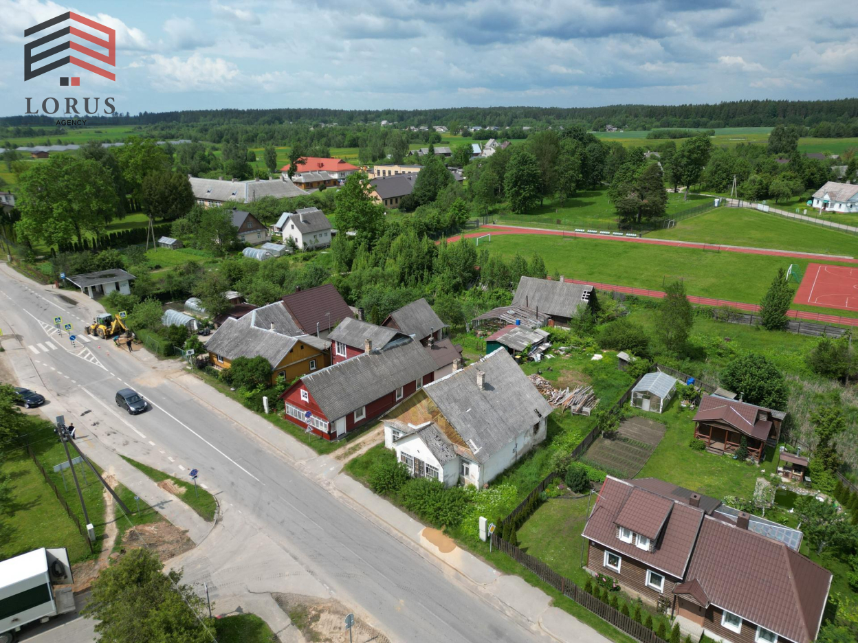 Image 6 of 42