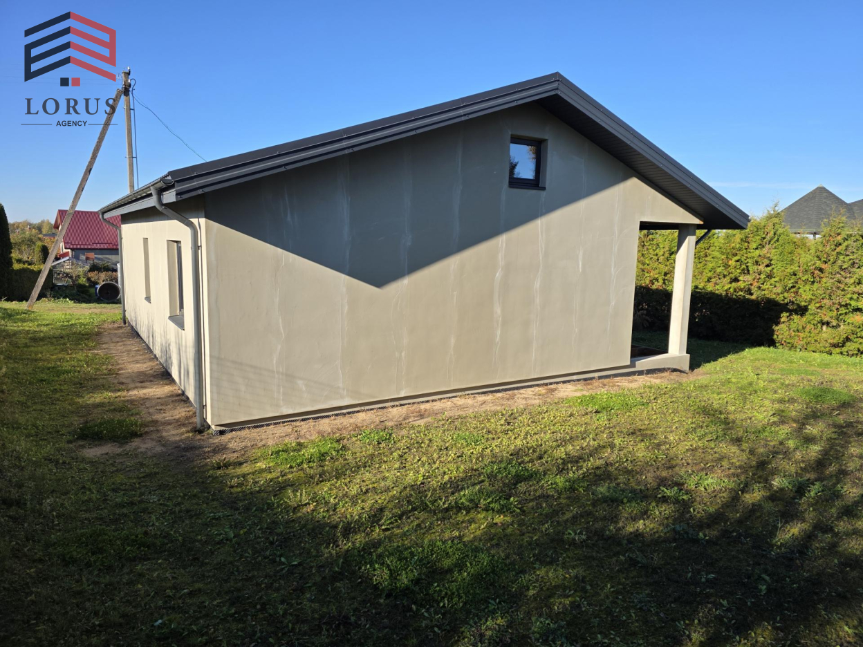 Image 14 of 28