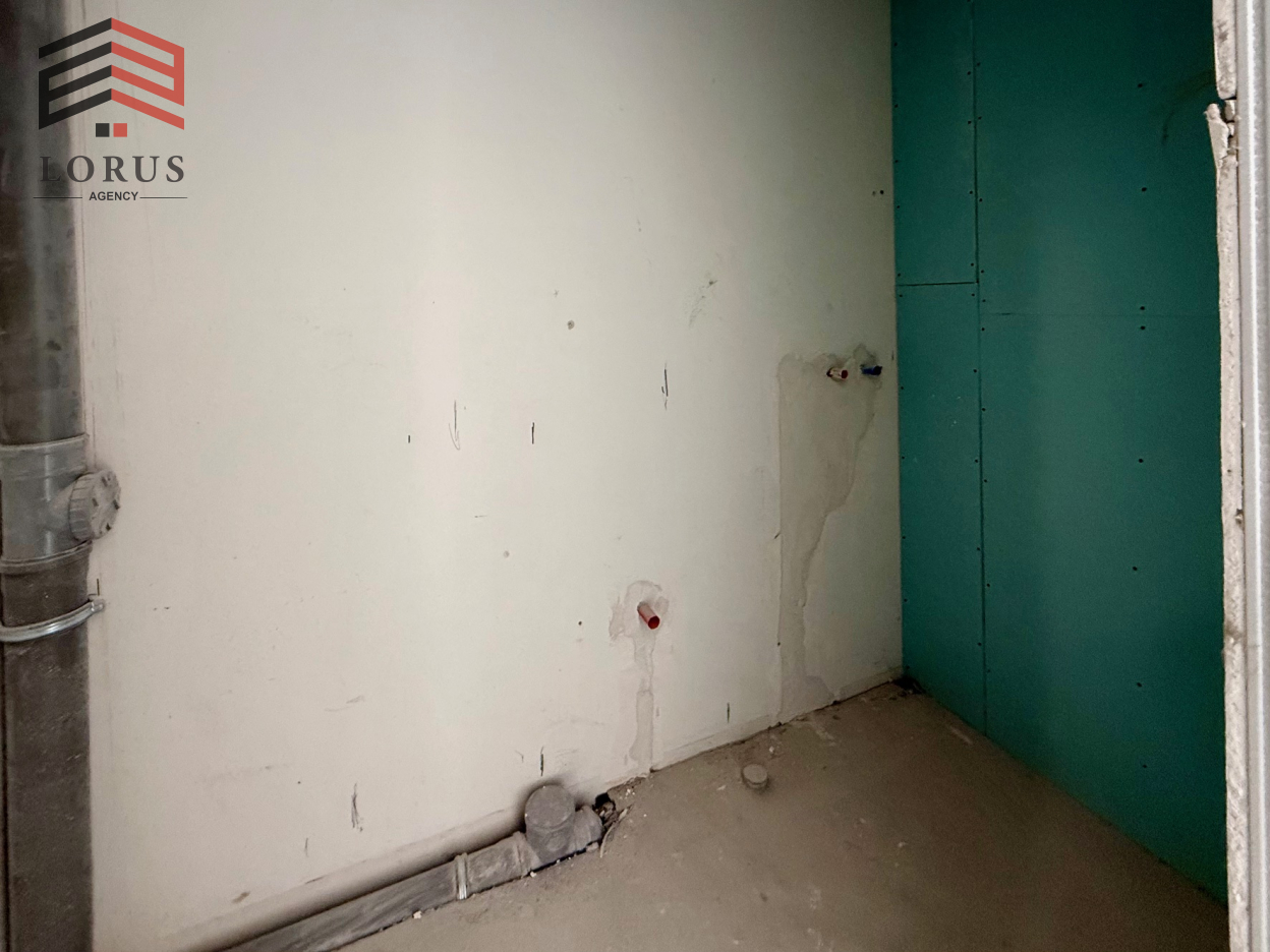 Image 9 of 10
