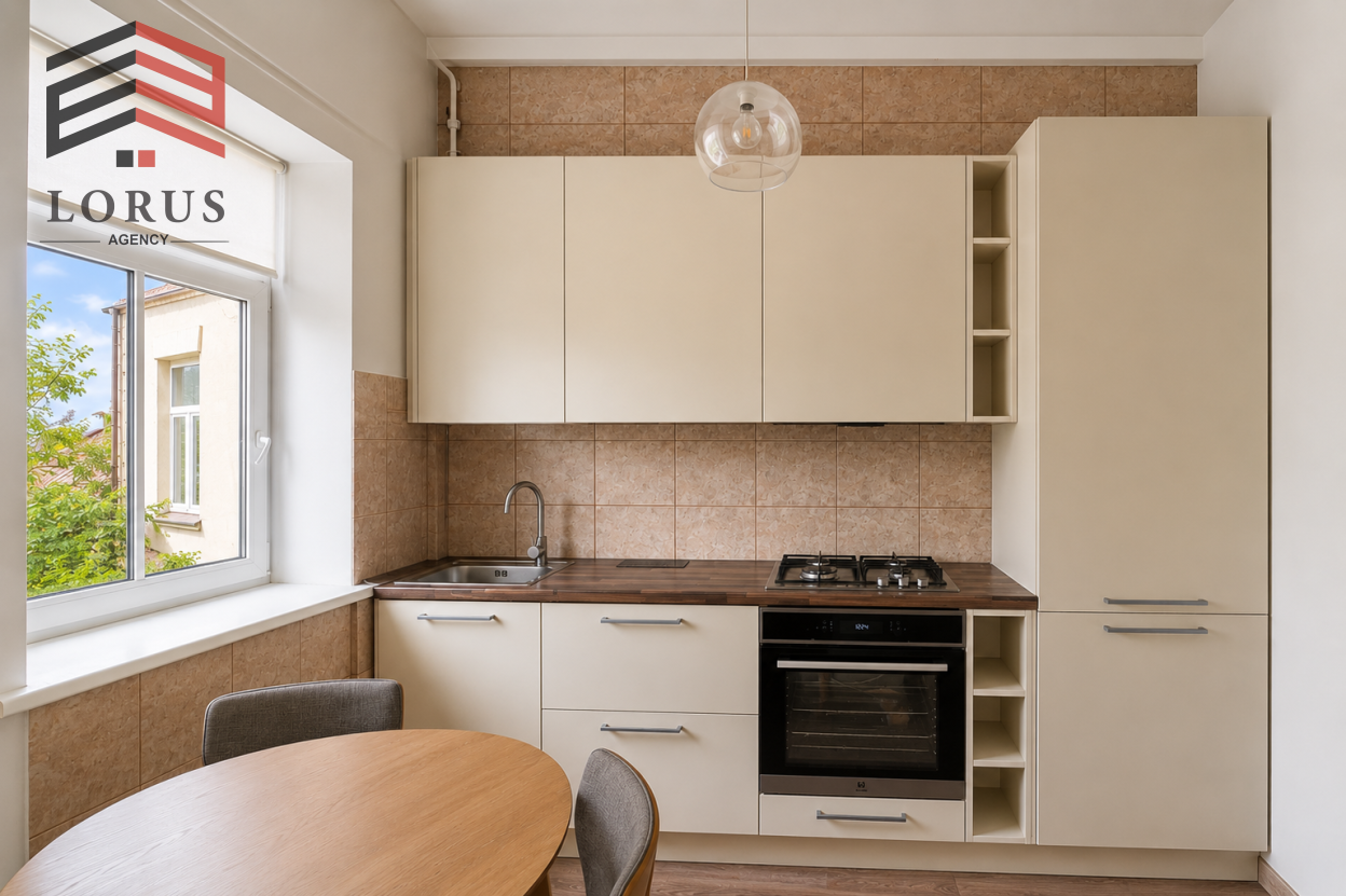 Image 10 of 13