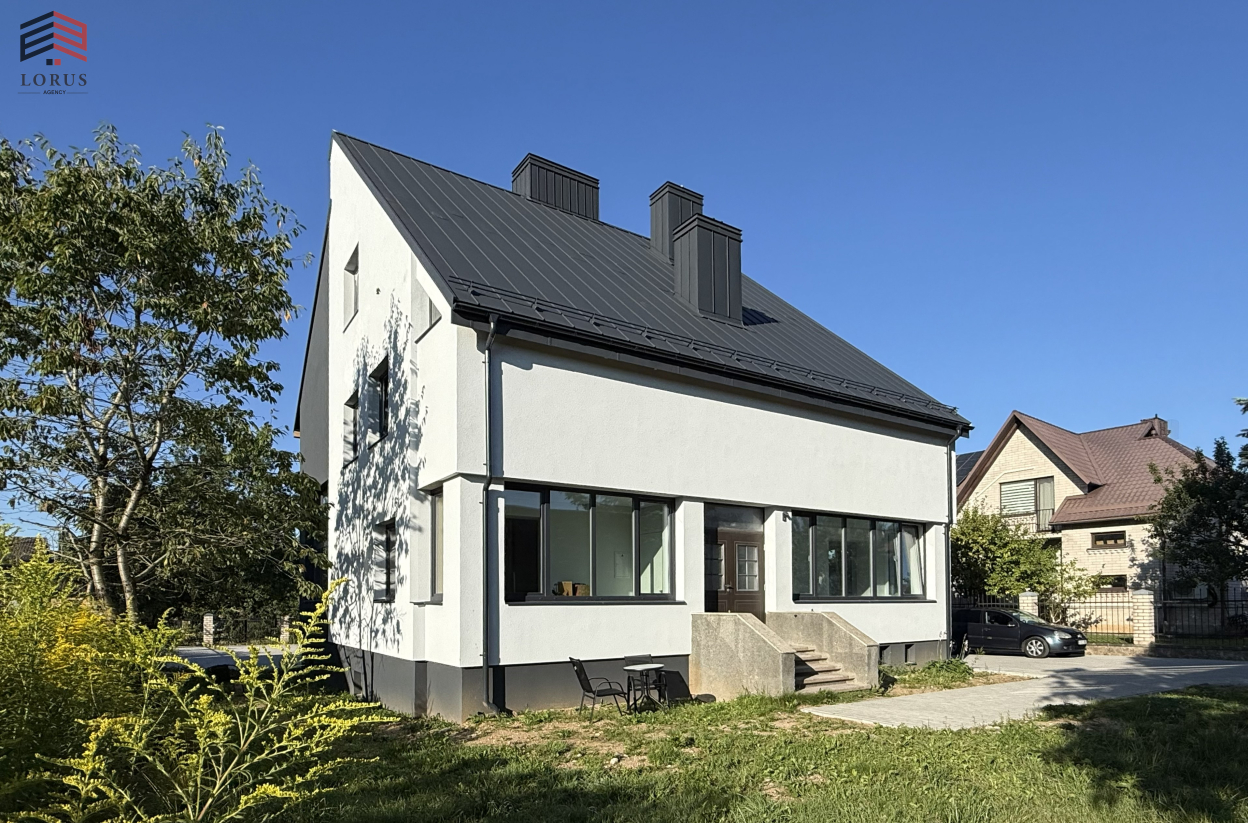 Image 7 of 7