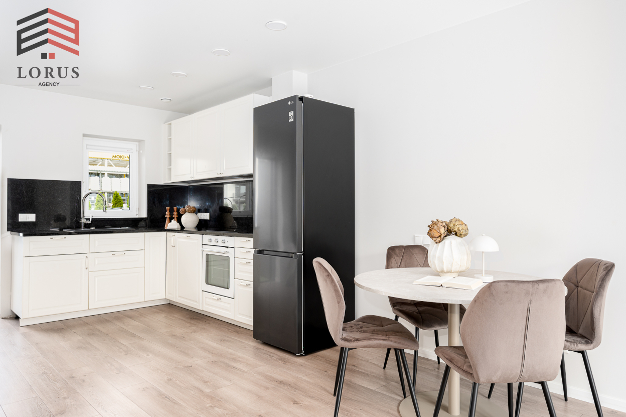 Image 18 of 47