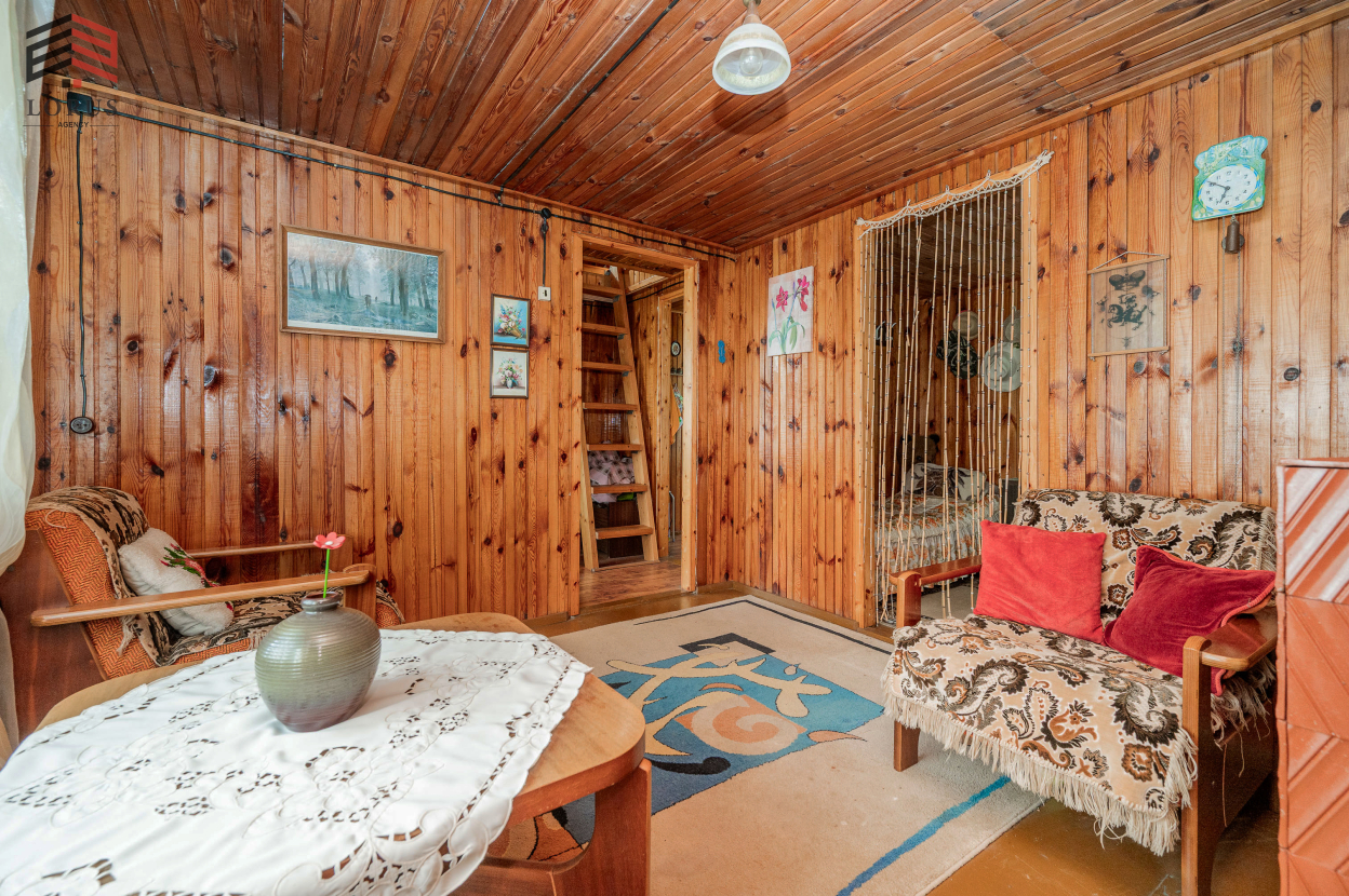 Image 7 of 46