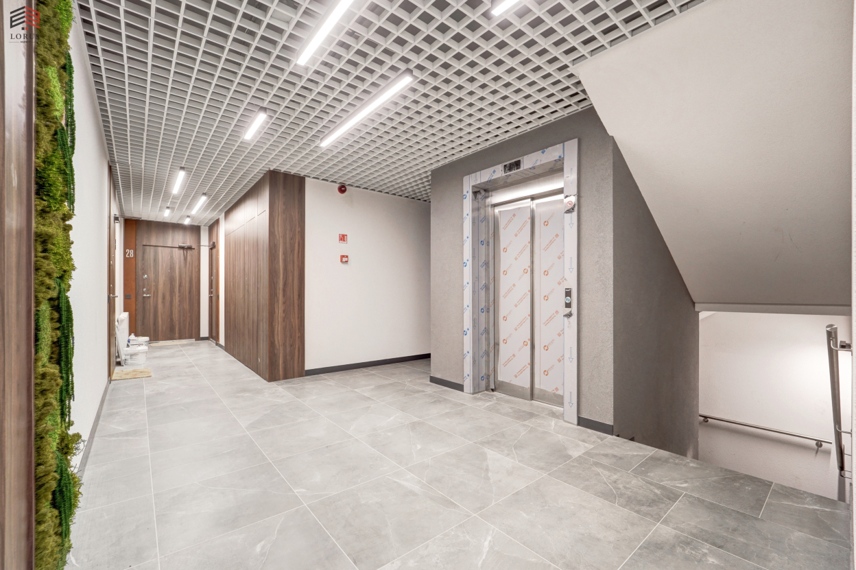 Image 16 of 17