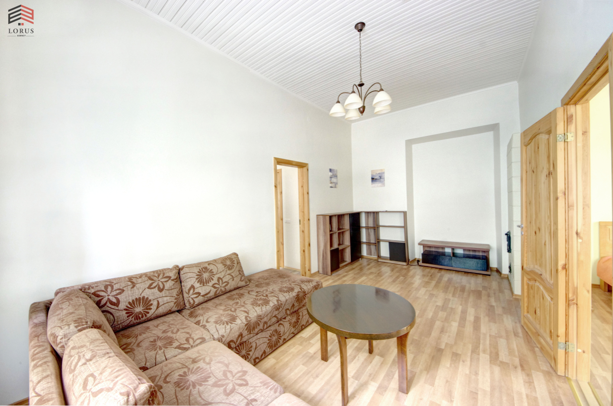 Image 2 of 5