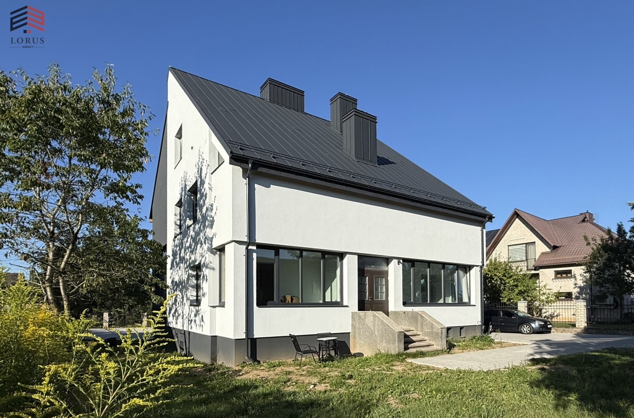 Image 6 of 7