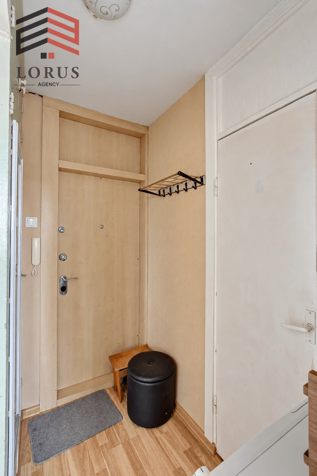 Image 10 of 17